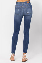 Load image into Gallery viewer, Judy Blue Mid-Rise Destroyed Pull-On Jeggings
