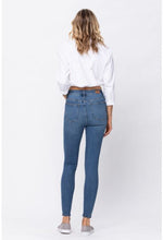 Load image into Gallery viewer, Judy Blue High Waist Skinny Jeans
